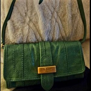 Juicy Couture Vintage Y2K Emerald Green Genuine Glazed Leather Wallet Crossbody